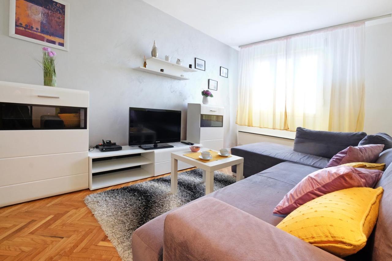 Apartment Paradise Fantasy Belgrade Luaran gambar